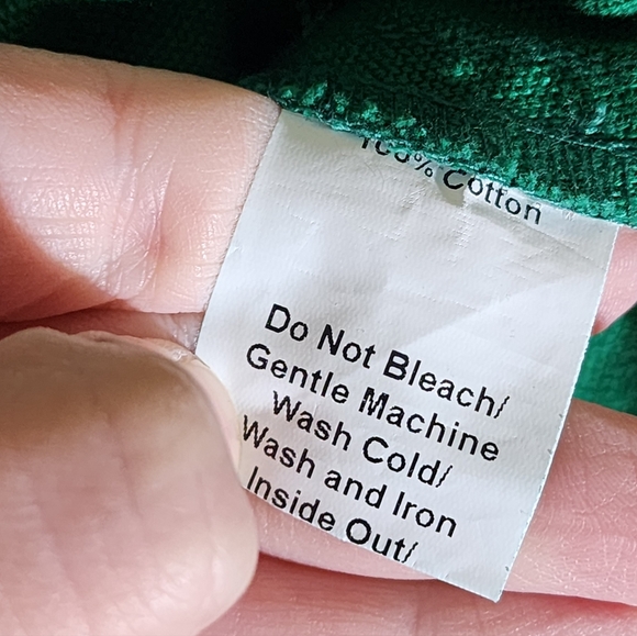 Cheatin Snakes Green Pullover with Black Pocket and Red Text - Picture 4 of 4